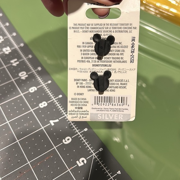 Disney Pin - I AM YOUR GHOST HOST Disney Collection Pin Trading Pin - Picture 3 of 5